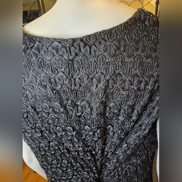 Connected Woman Cute Black Dress  glitters - Picture 15 of 16